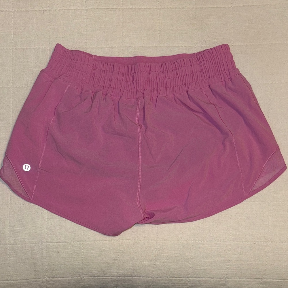 Lululemon Hotty Hot High-Rise Lined Short 2.5” - Dahlia Mauve - Size 8 - Picture 2 of 5